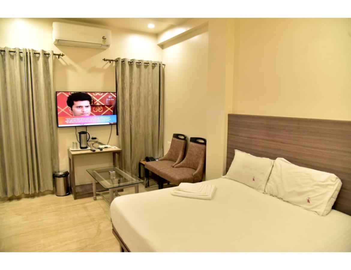 Hotel Dwarka, Nagpur Buitenkant foto